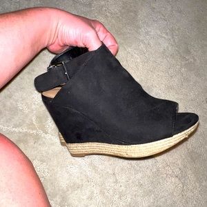 Spring open toed wedges